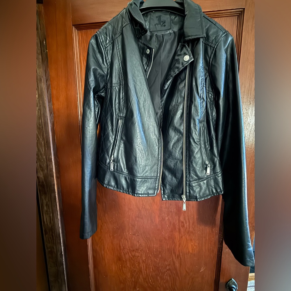 Black Jacket - Picture 10 of 11